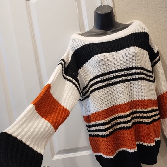 KIRUNDO Fall Winter Women’s Striped Color Block Short Sweater Long Sleeve Large - Picture 2 of 8